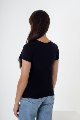 Футболка жіноча